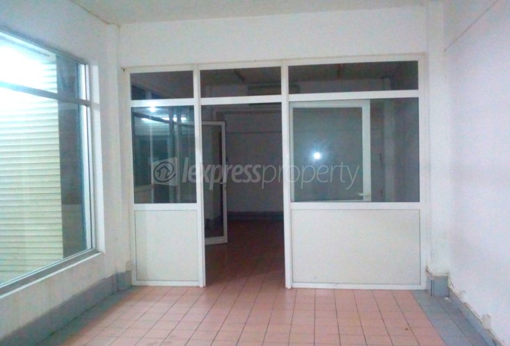 Bureau - 60 m²
