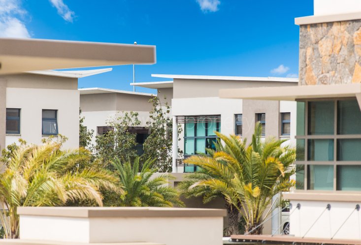 Commercial building - 2000 m²