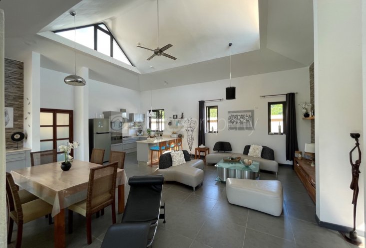 House / Villa - 3 Bedrooms - 163 m²
