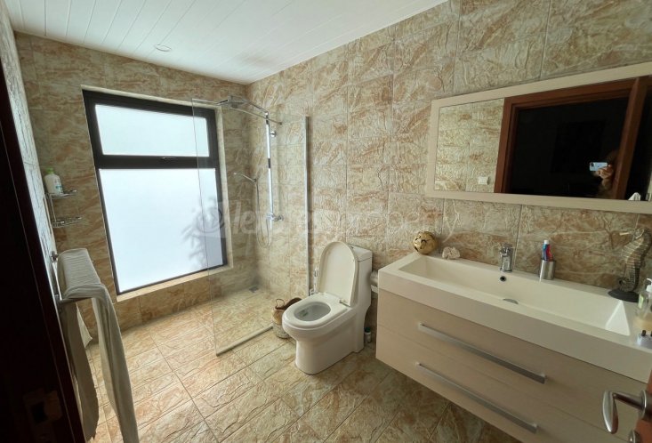 House / Villa - 3 Bedrooms - 163 m²