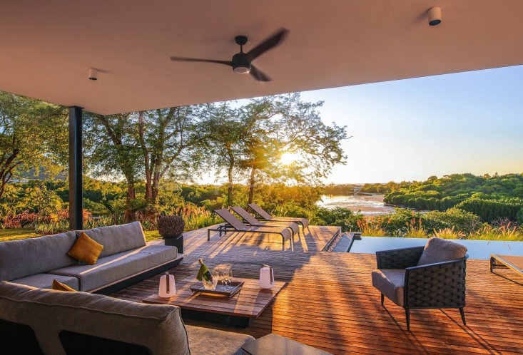 House / Villa - 3 Bedrooms - 250 m²