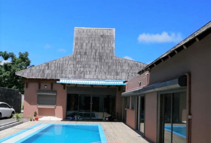 House / Villa - 3 Bedrooms - 250 m²