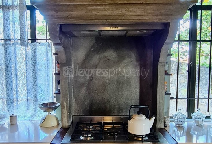 House / Villa - 3 Bedrooms - 390 m²