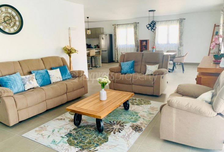 House / Villa - 3 Bedrooms - N.S m²