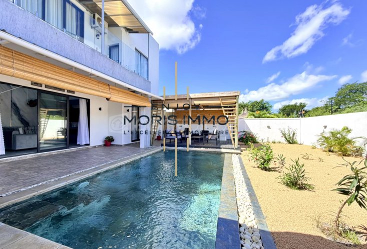 House / Villa - For Rent in Grand Bay - 110,000 rupees | Lexpress Property