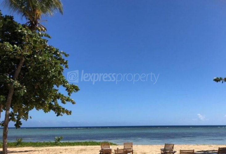 House / Villa - 4 Bedrooms - 240 m²