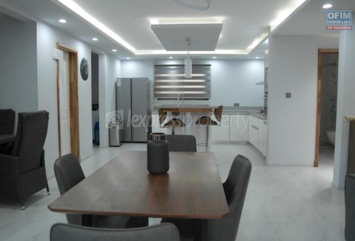 House / Villa - 4 Bedrooms - 245 m²