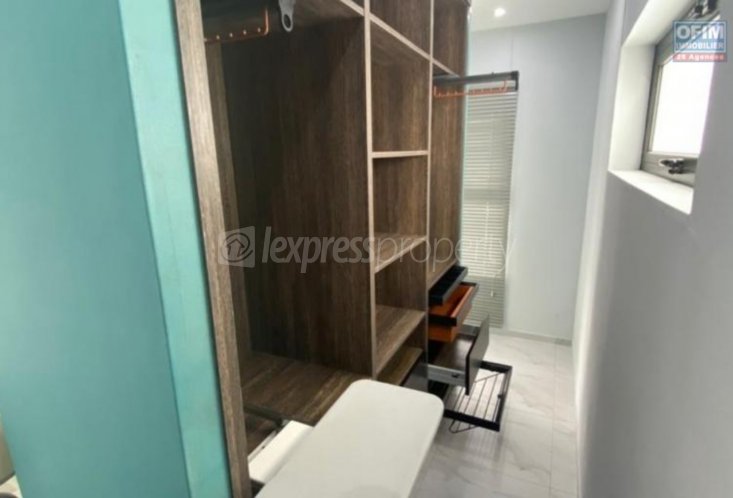 House / Villa - 4 Bedrooms - 245 m²