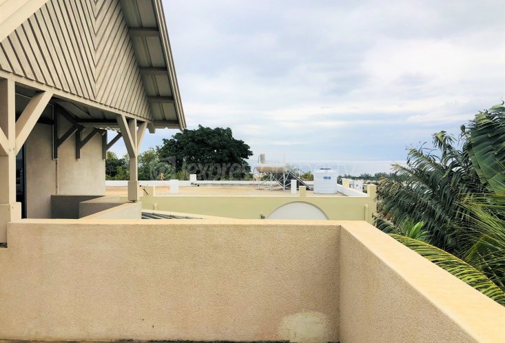 House / Villa - 4 Bedrooms - 2682 ft²