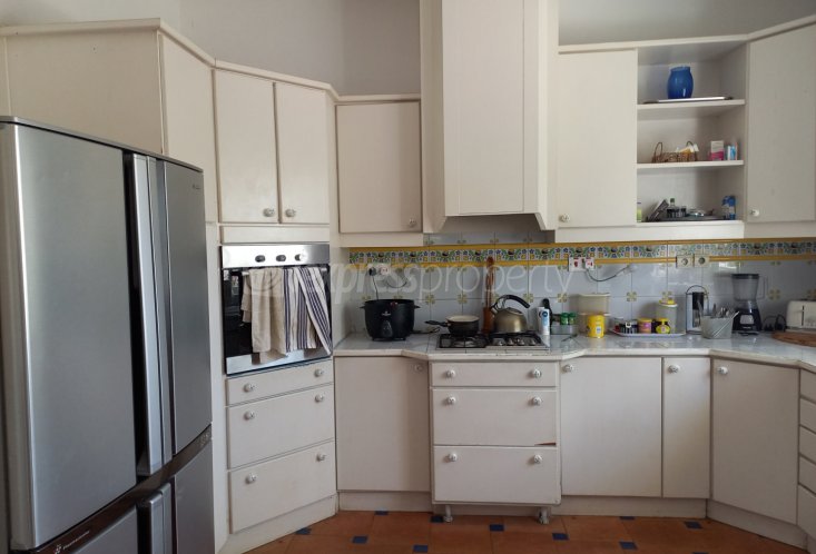House / Villa - 4 Bedrooms - 275 m²