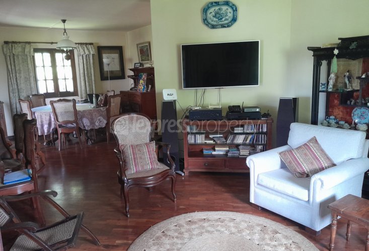 House / Villa - 4 Bedrooms - 300 m²
