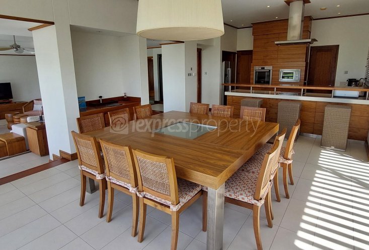 House / Villa - 4 Bedrooms - 431 m²