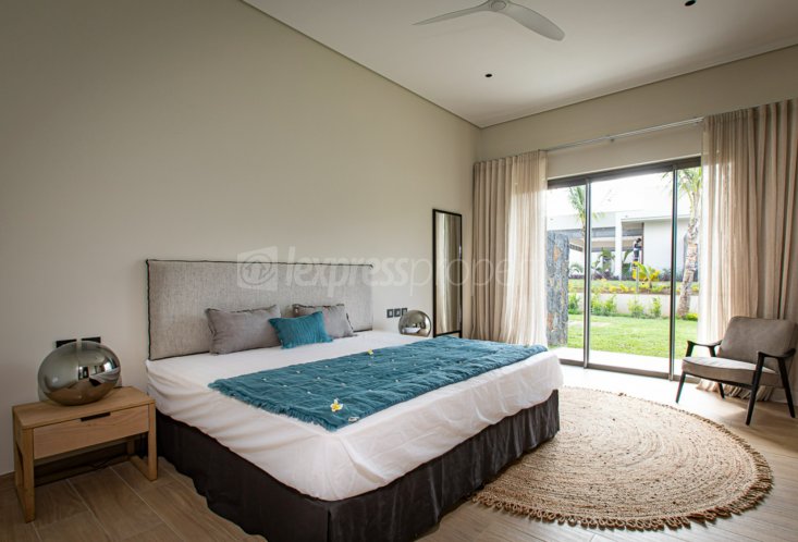 House / Villa - 4 Bedrooms - 444 m²