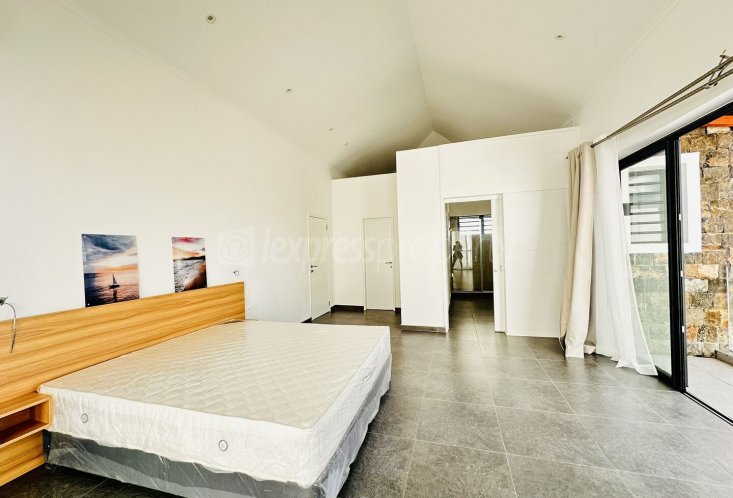 House / Villa - For Rent in Trou aux Biches - 150,000 rupees | Lexpress ...