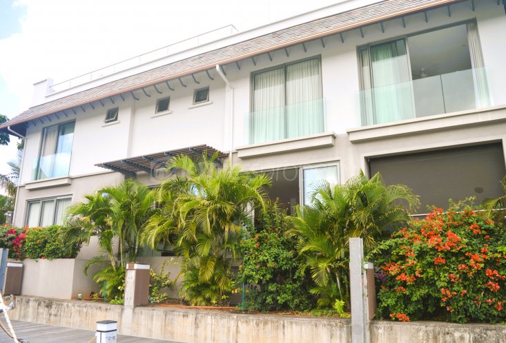 House / Villa - 5 Bedrooms - 360 m²