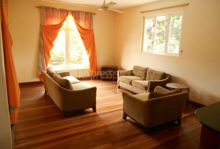 House / Villa - 5 Bedrooms - 400 m²