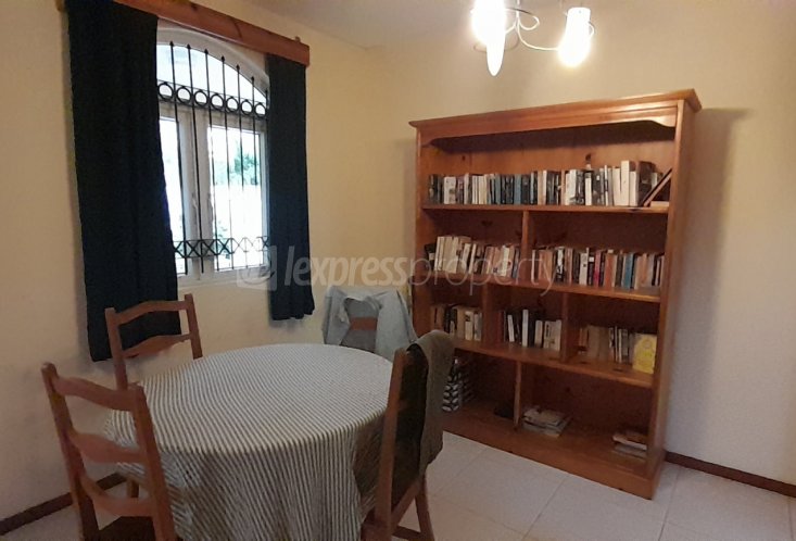 House / Villa - 5 Bedrooms - 412 m²
