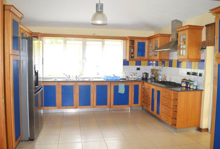 House / Villa - 5 Bedrooms - 600 m²