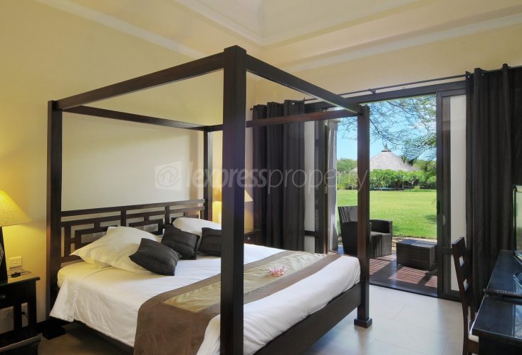 House / Villa - 5 Bedrooms - 600 m²