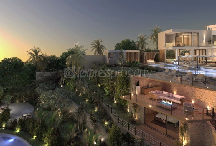House / Villa - 5 Bedrooms - 896 m²