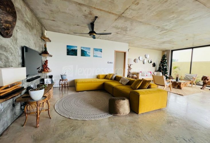 Maison/Villa - 3 chambres - 180 m²