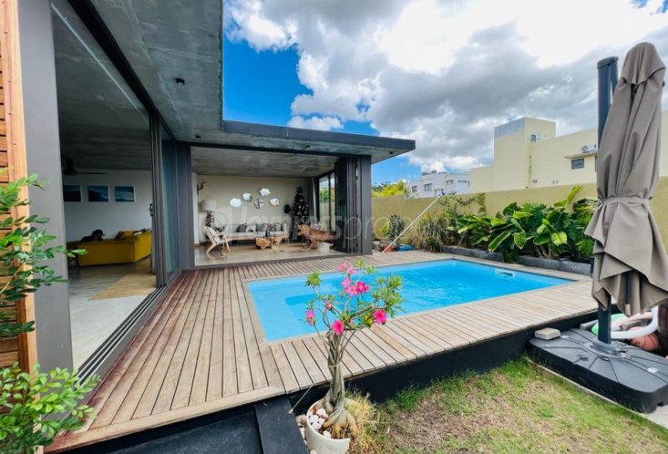 Maison/Villa - 3 chambres - 180 m²