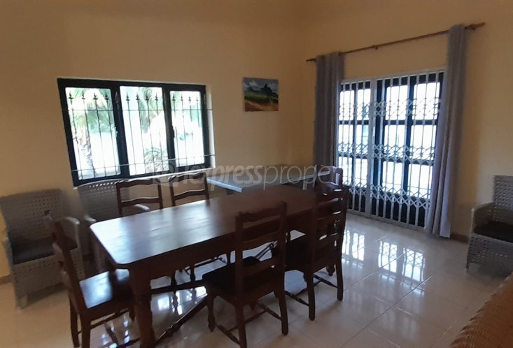 Maison/Villa - 3 chambres - 183 m²