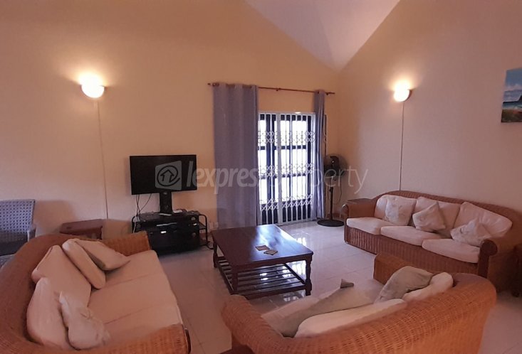 Maison/Villa - 3 chambres - 183 m²