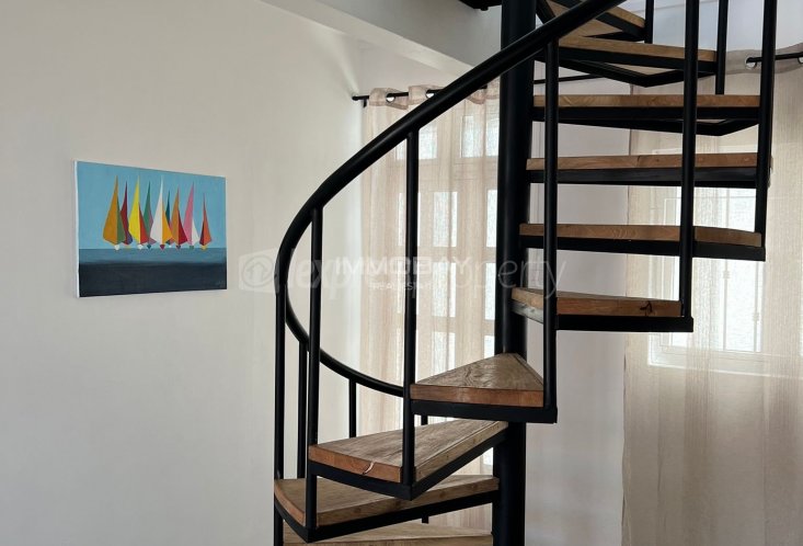 Maison/Villa - 3 chambres - 1900 p²