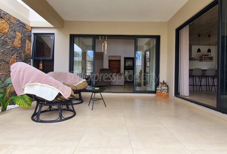 Maison/Villa - 3 chambres - 202 m²
