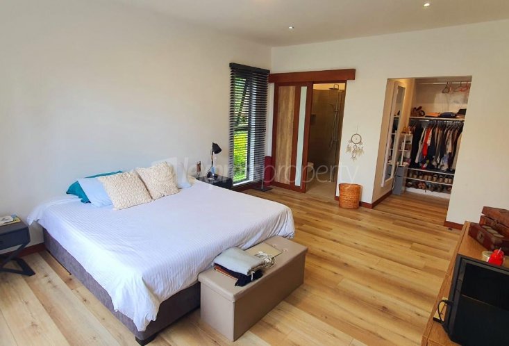 Maison/Villa - 3 chambres - 202 m²