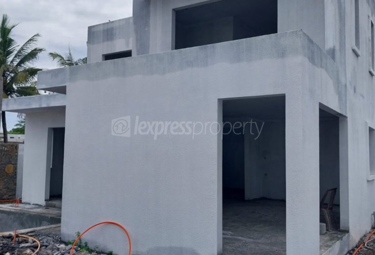 Maison/Villa - 3 chambres - 250 m²
