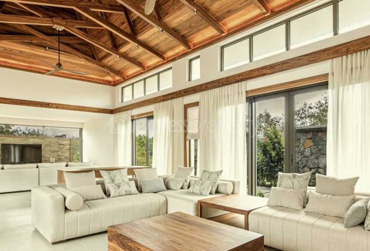 Maison/Villa - 3 chambres - 282 m²
