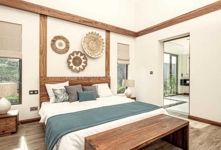 Maison/Villa - 3 chambres - 282 m²