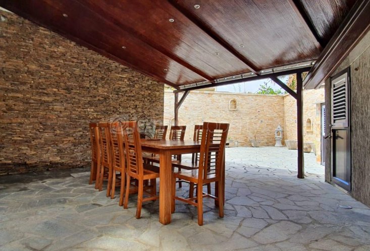 Maison/Villa - 3 chambres - 475 m²