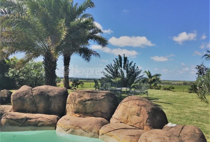 Maison/Villa - 4 chambres - 254 m²
