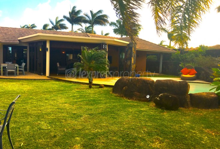 Maison/Villa - 4 chambres - 254 m²