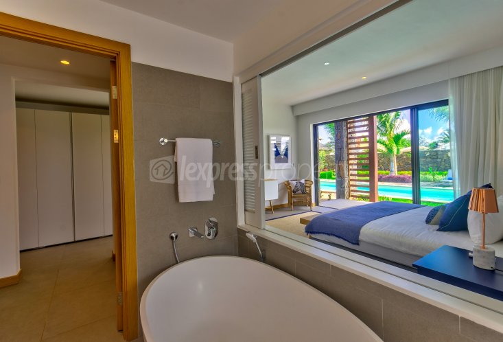 Maison/Villa - 4 chambres - 396 m²