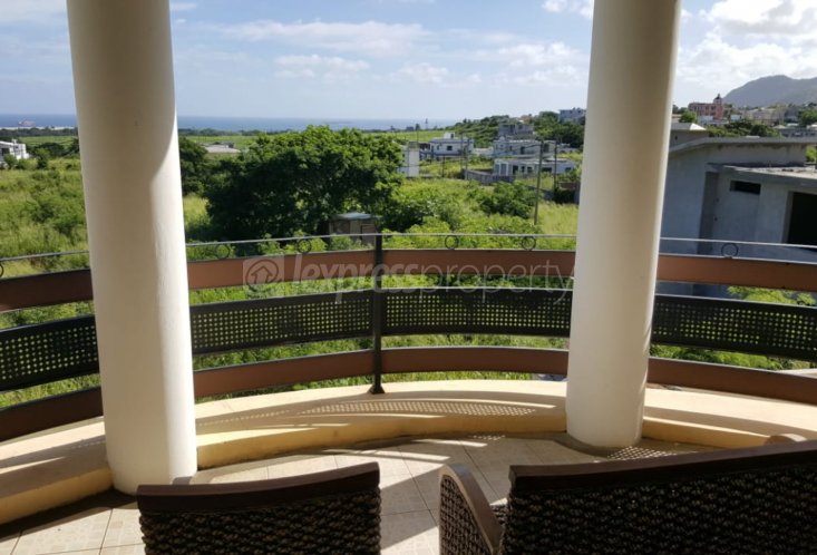 Maison/Villa - 4 chambres - 465 m²