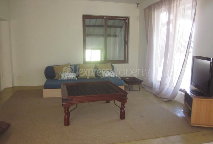 Maison/Villa - 4 chambres - 500 m²
