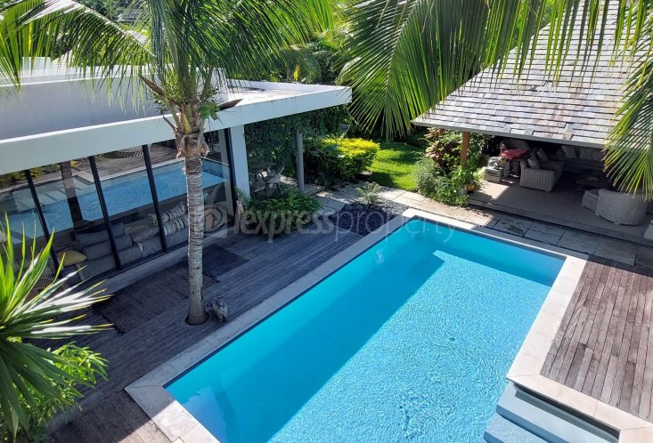 Maison/Villa - 4 chambres - N.S m²