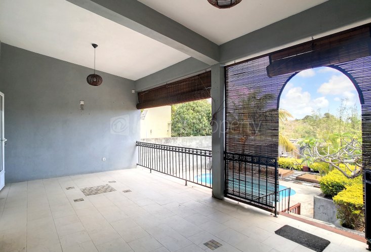 Maison/Villa - 5 chambres - 169 m²