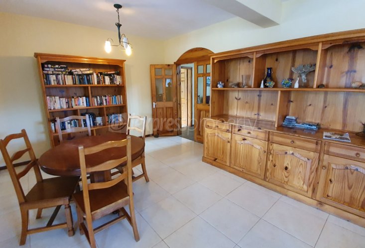 Maison/Villa - 5 chambres - 412 m²