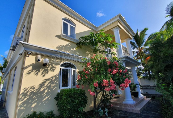 Maison/Villa - 5 chambres - 412 m²