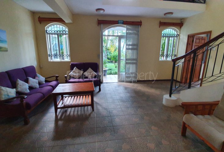 Maison/Villa - 5 chambres - 412 m²