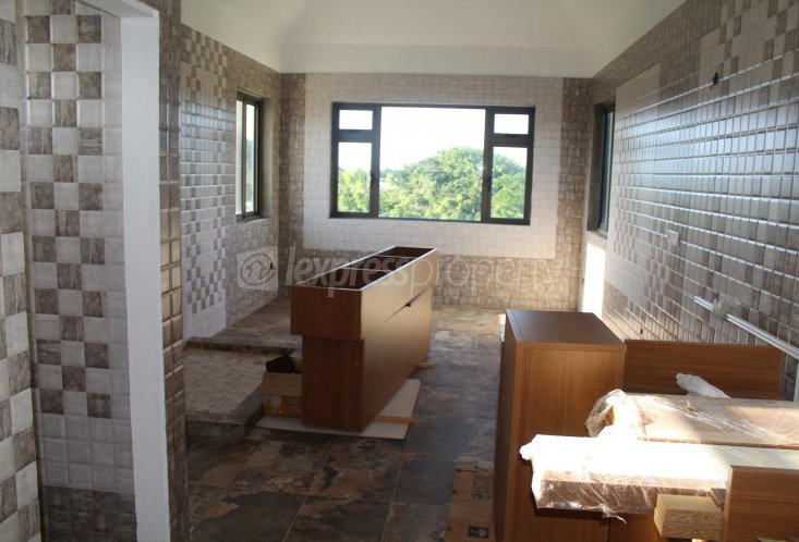 Maison/Villa - 5 chambres - 510 m²