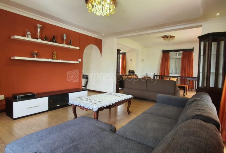 Maison/Villa - 5 chambres - 696 m²