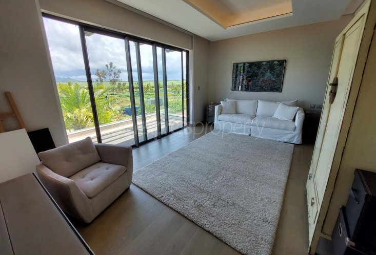 Maison/Villa - 5 chambres - 800 m²
