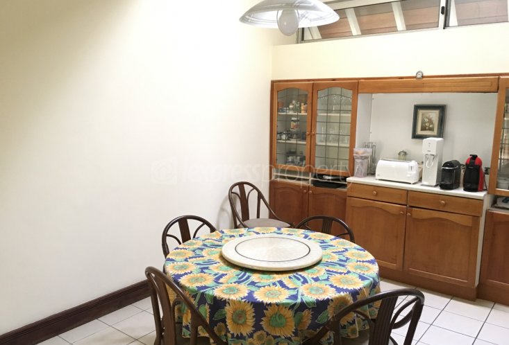 Maison/Villa - 5 chambres - 805 m²