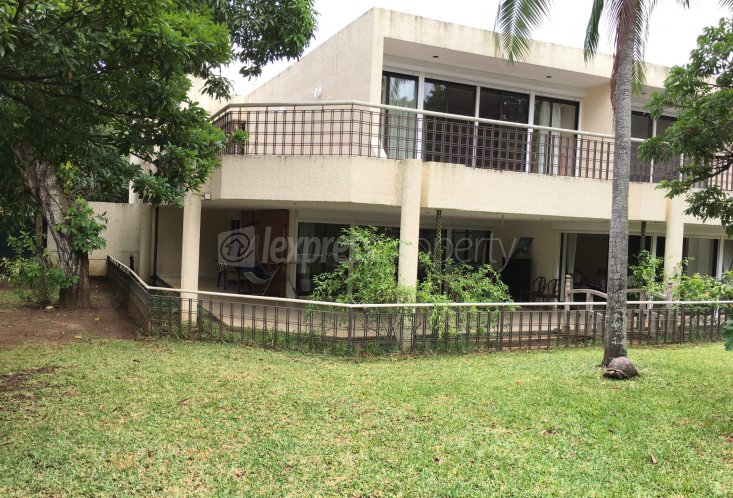 Maison/Villa - 5 chambres - 805 m²
